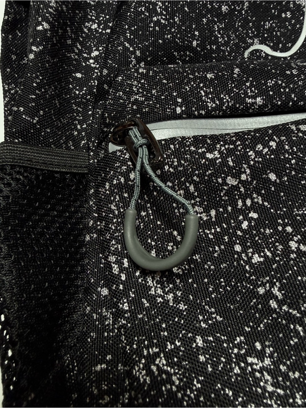 Gudui USB Silver Splatter Music Black Backpack - Picture 9 of 11